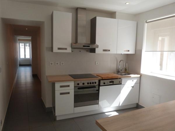 Dpt Moselle (57), à louer SARREGUEMINES appartement T4 de 80,7 m² - Terrain de 0,00 m²