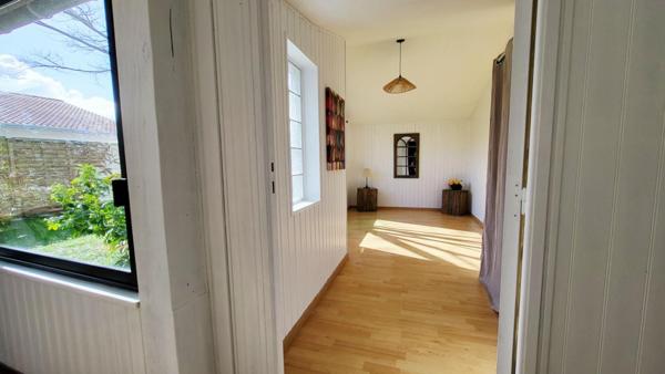 LA ROCHELLE - 17137 - MAISON PLAIN PIED - 2 CHAMBRES - JARDIN - PARKING