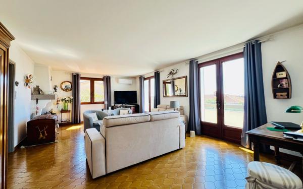 Maison à vendre    7 pièces •  Six-Fours-les-Plages