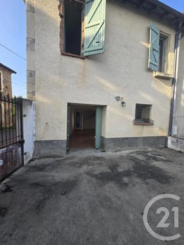 Maison à vendre  3 pièces - 82 m 2   CAZERES  - 31
