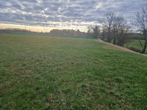 Terrain à vendre    Chavagnac