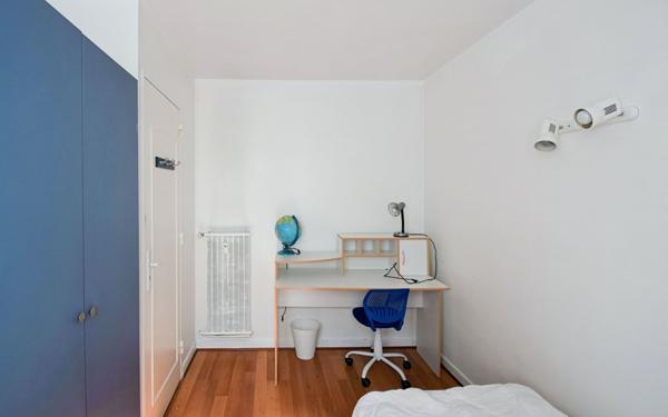 Appartement à louer    4 pièces •  Lyon 8