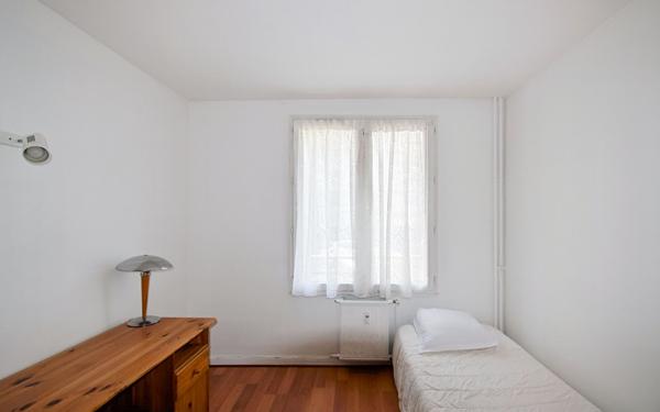 Appartement à louer    4 pièces •  Lyon 8