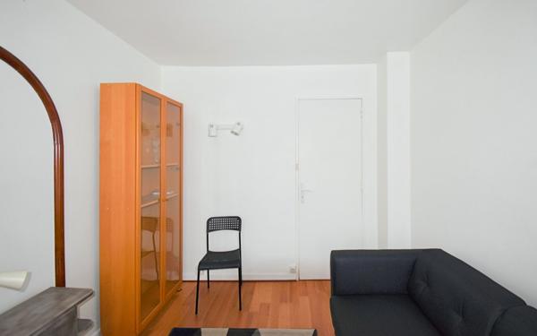 Appartement à louer    4 pièces •  Lyon 8