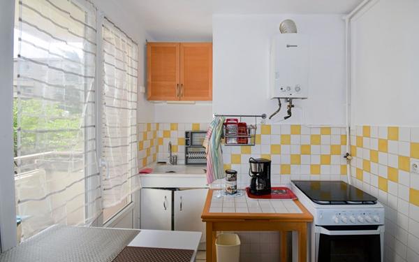 Appartement à louer    4 pièces •  Lyon 8