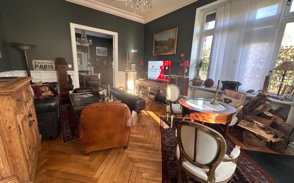 Maison à vendre    6 pièces •  Saint-Antonin-Noble-Val