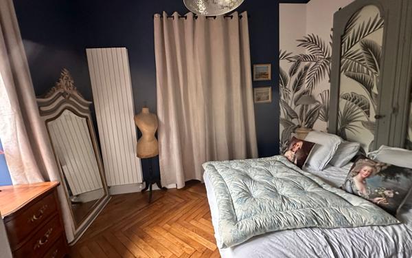 Maison à vendre    6 pièces •  Saint-Antonin-Noble-Val