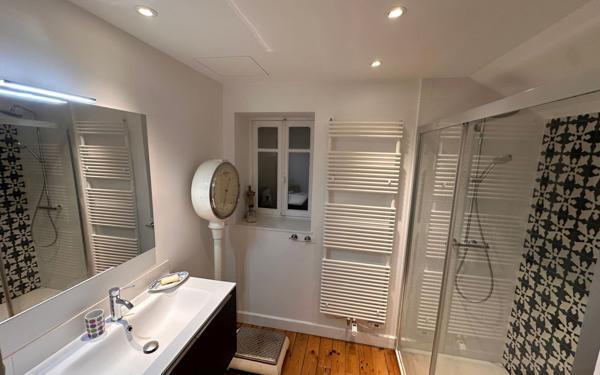 Maison à vendre    6 pièces •  Saint-Antonin-Noble-Val