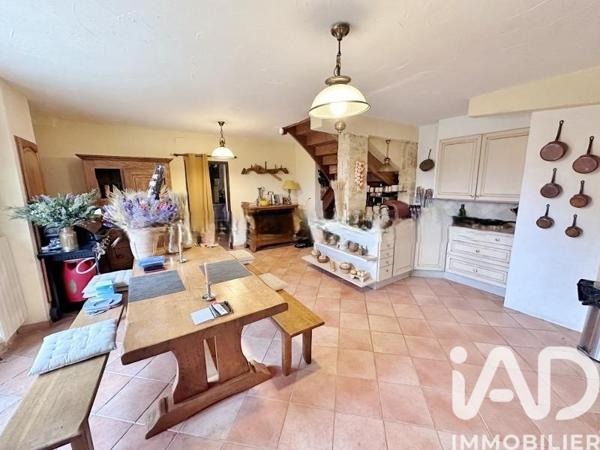 Maison à vendre 7 pièces 210 m² Proissans