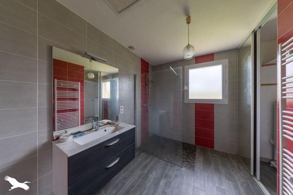 Maison à vendre |  Le Poiré-sur-Vie |  9 pièces | 250 m²