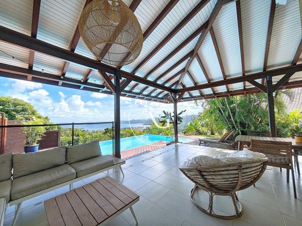 Villa de standing - vue mer et piscine - Mont Vert, Le Robert