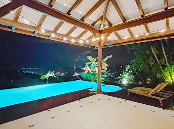 Villa de standing - vue mer et piscine - Mont Vert, Le Robert