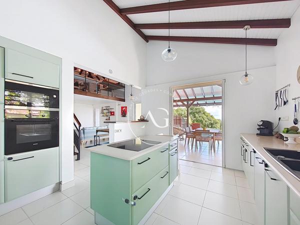 Villa de standing - vue mer et piscine - Mont Vert, Le Robert