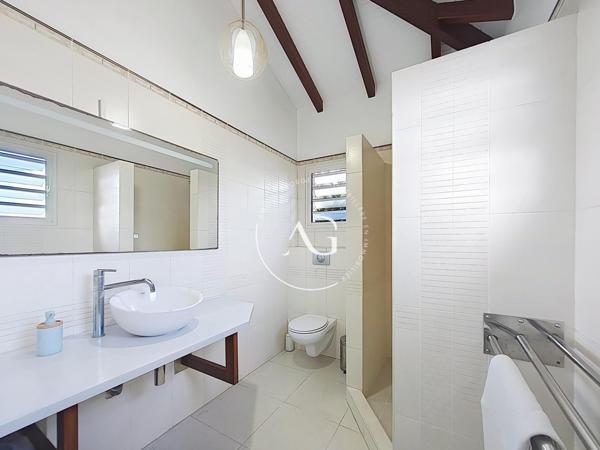 Villa de standing - vue mer et piscine - Mont Vert, Le Robert