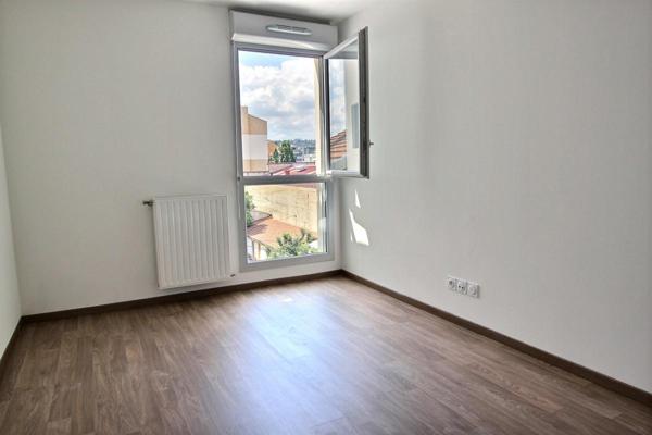 T2 – 43 m2 – BALCON – GARAGE – 69007 LYON