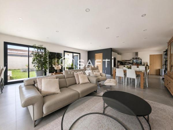 Maison - 5  pièces - 140 m²