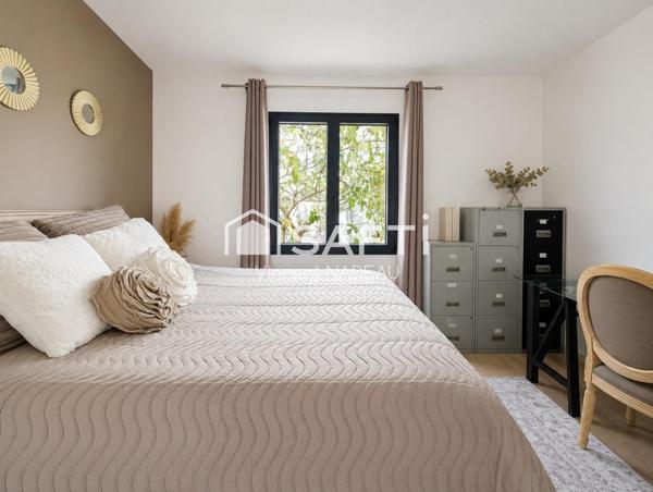 Maison - 5  pièces - 140 m²
