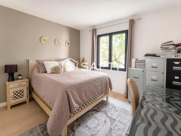 Maison - 5  pièces - 140 m²