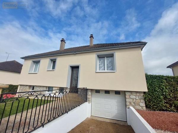 Maison à vendre à Cossé-le-Vivien en Mayenne (53230), ref : 53032-1090