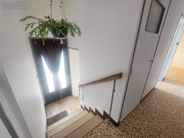 Maison à vendre à Cossé-le-Vivien en Mayenne (53230), ref : 53032-1090