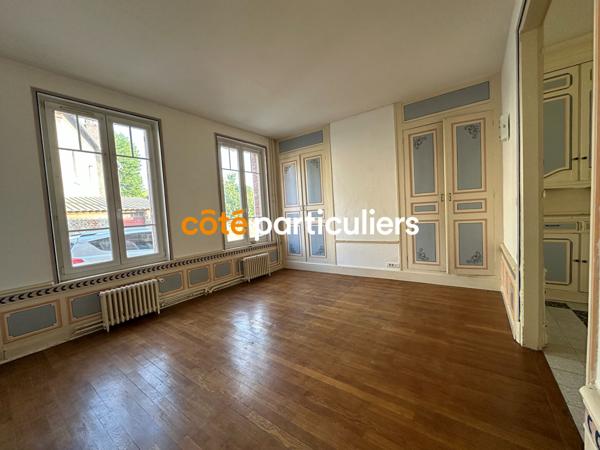 Vente
                Maison175 m² - 7 Pièces -
                    HAM (80400)