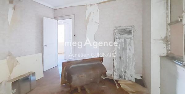 Immeuble à CERIZAY, 79140 - 137m²
