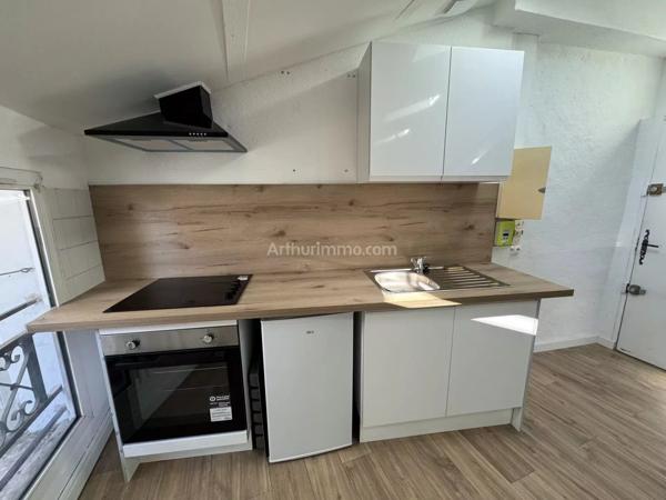 Vente                                                      Appartement
                        
                     3 pièces                      48 m2                     à Manosque