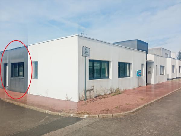 Challans, Bureaux/Local à louer de 34.49 m²