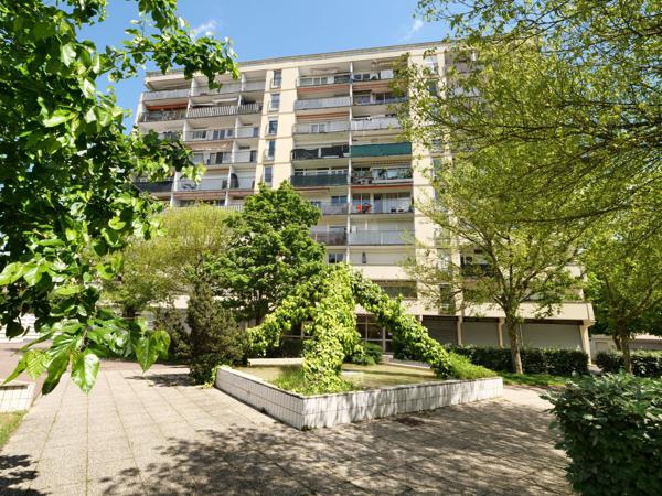 77350 Mee-sur-seine Croix Blanche-Plein Ciel-Nord Est Appartement 2 pièces - 47m²