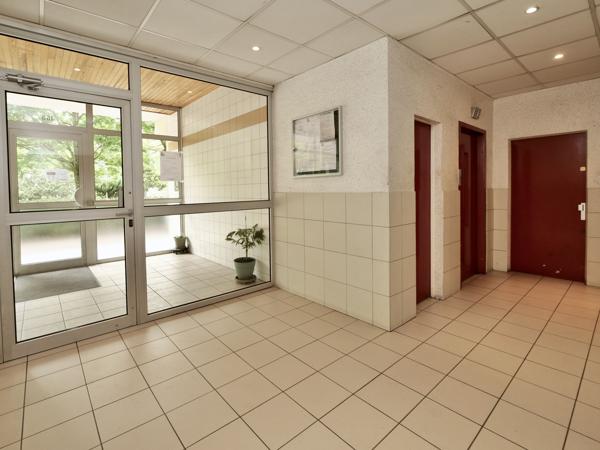 77350 Mee-sur-seine Croix Blanche-Plein Ciel-Nord Est Appartement 2 pièces - 47m²