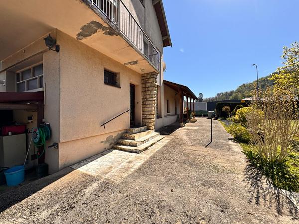 Maison Lons Le Saunier 8 pièce(s), 5 chambre(s) 198 m2