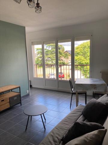 A louer - Studio meublé quartier BICHON parking gratuit