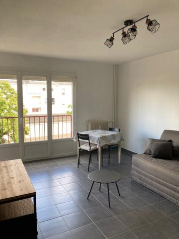 A louer - Studio meublé quartier BICHON parking gratuit