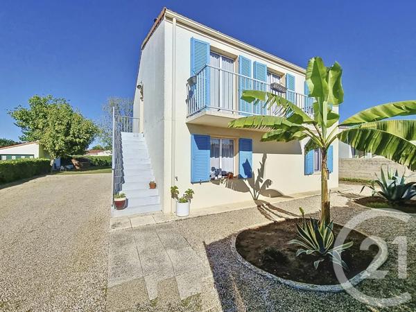 Appartement F6 à vendre  6 pièces - 193 m 2   LA ROCHE SUR YON  - 85
