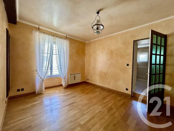 Appartement F6 à vendre  6 pièces - 193 m 2   LA ROCHE SUR YON  - 85