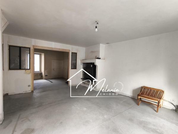 Maison de village lumineuse