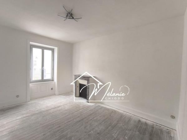 Maison de village lumineuse