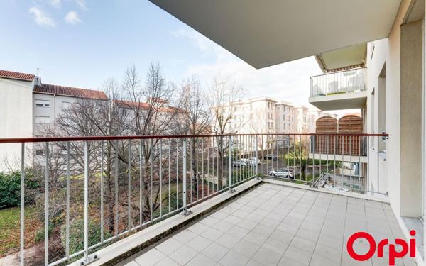 Appartement à vendre    3 pièces • 65,60 m2 Lyon 7