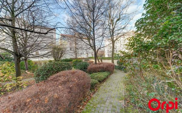 Appartement à vendre    3 pièces • 65,60 m2 Lyon 7