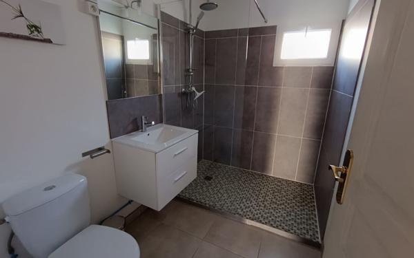 Appartement à vendre    3 pièces • 57 m2 Labastide-de-Virac