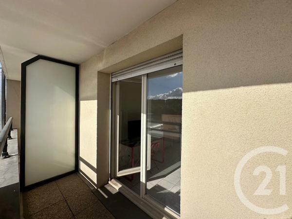 Appartement F3 à vendre  3 pièces - 58,14 m 2   COULOMMIERS  - 77