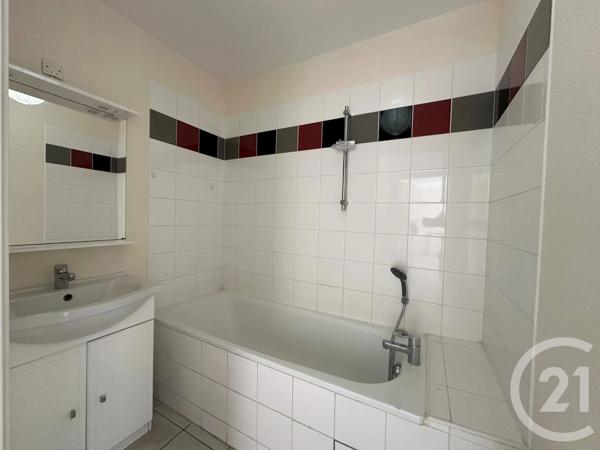 Appartement F3 à vendre  3 pièces - 58,14 m 2   COULOMMIERS  - 77