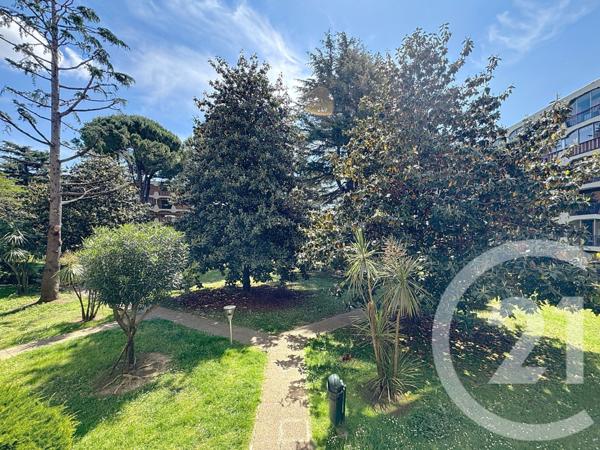 Appartement F1 à vendre  1 pièce - 41,90 m2 MANDELIEU LA NAPOULE - 06
