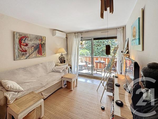 Appartement F1 à vendre  1 pièce - 41,90 m2 MANDELIEU LA NAPOULE - 06