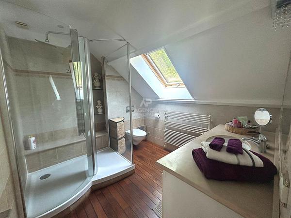 Maison Triel Sur Seine 7 pièce(s) 149 m2 €490 000 ** - Référence 1116