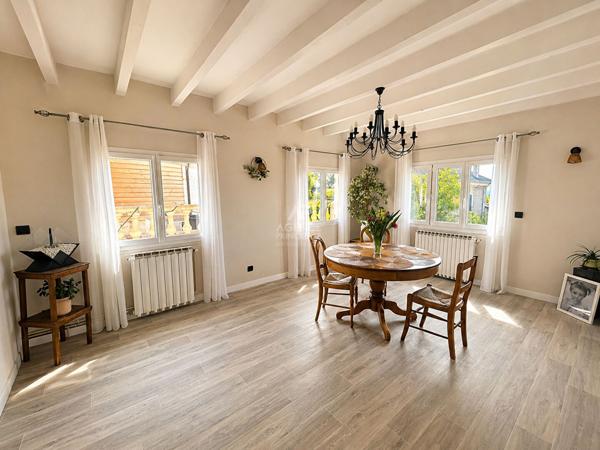 Maison Triel Sur Seine 7 pièce(s) 149 m2 €490 000 ** - Référence 1116