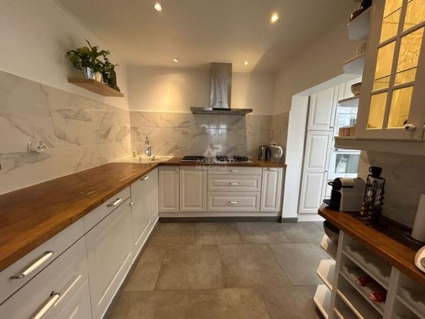 Maison Triel Sur Seine 7 pièce(s) 149 m2 €490 000 ** - Référence 1116