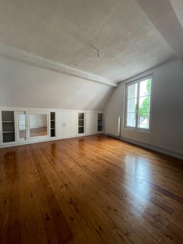 Maison Rochecorbon 9 pièce(s) 216 m2