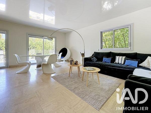 Maison à vendre 6 pièces 219 m² Sadirac