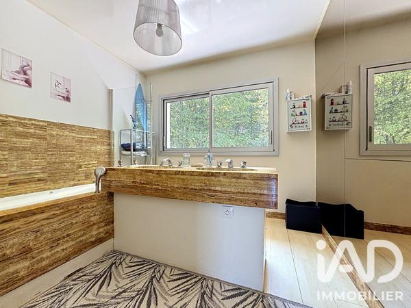 Maison à vendre 6 pièces 219 m² Sadirac